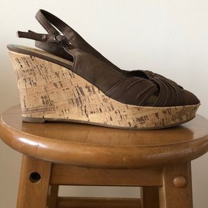 Brown wedges